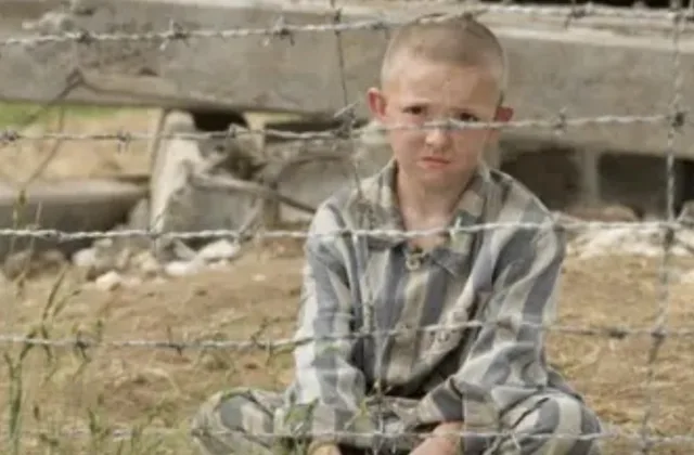 Vaikystėje suvaidinęs Holokausto filme jis dingo iš ekranų: kuo šiandien užsiima Jackas Scanlonas