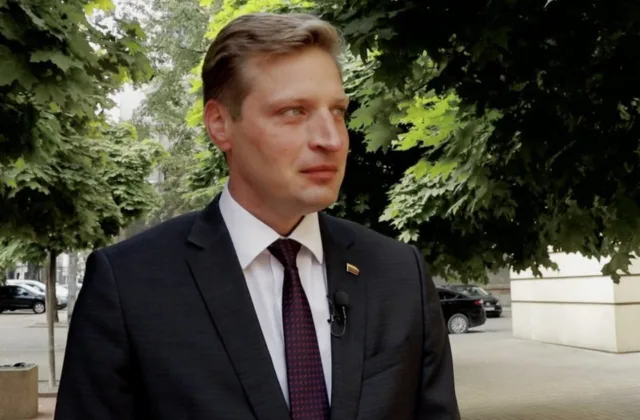 NMA vadovui iškilo atleidimo grėsmė: ministras įvardijo, kas nulemtų sprendimą