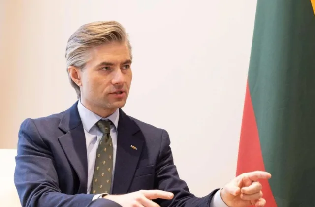 Budrys atskleidė, dėl ko su JAV skiriasi požiūris į Minską: sankcijų klausimas lieka įtemptas