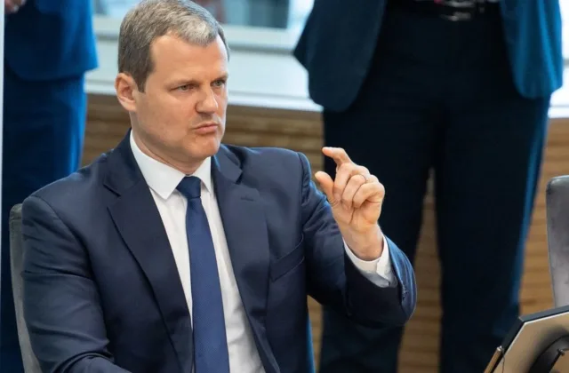 Palucko anketa atsidūrė VRK akiratyje: komisija spręs, ar tai gali tapti šiurkščiu pažeidimu