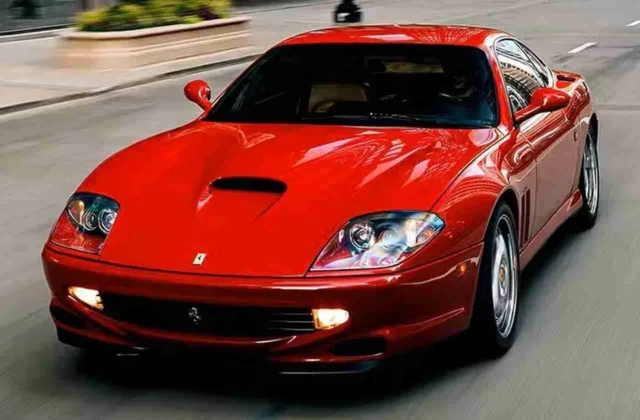 Po 24 metų sugrįžta Michaelui Jordanui priklausęs „Ferrari“: jo kaina gali siekti 1,3 mln. dolerių