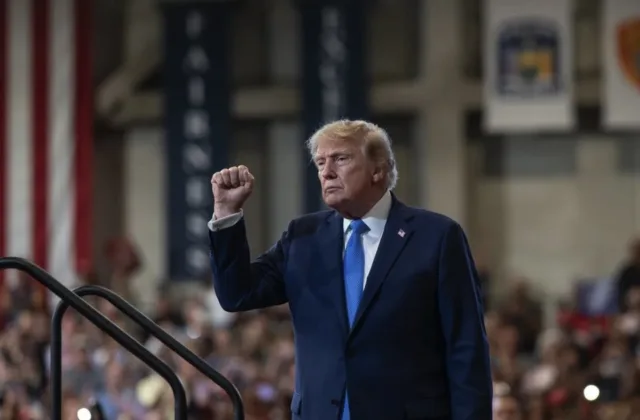 Trumpas žada istorinį posūkį Lenkijoje: netrukus gali paaiškėti JAV bazės vieta