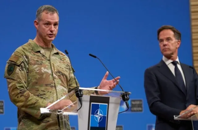NATO siunčia griežtą perspėjimą Rusijai