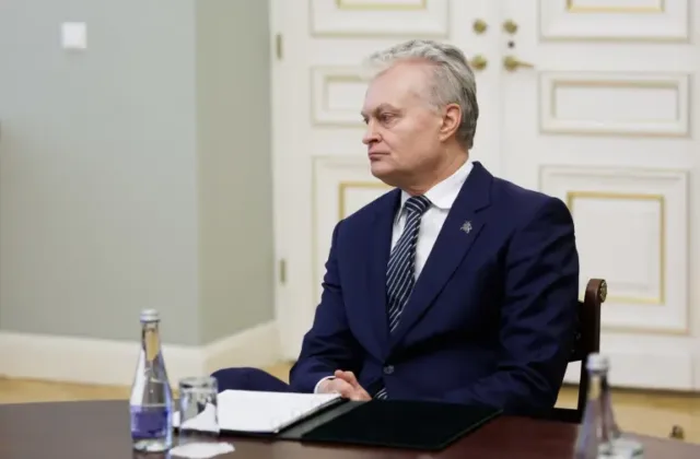Pirmasis Lietuvoje: elektrėniškis padavė G. Nausėdą į teismą